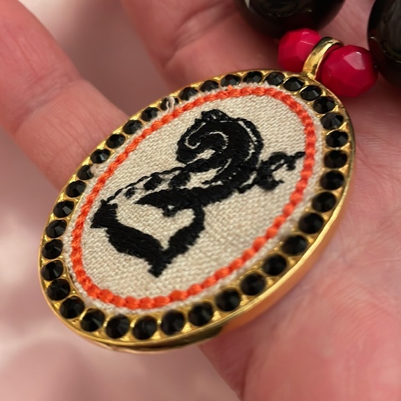 RARE Tarina Tarantino Midnight circus My 2 cents embroidered opinion necklace - Picture 9 of 12